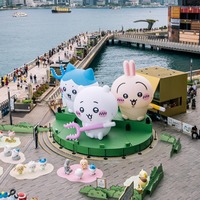 ちいかわの大規模展覧会「CHIIKAWA DAYS」香港でスタート 漫画の世界に没入するテーマ展示や巨大バルーンも 画像