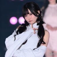 きゅるして・逃げ水あむ、美肩見せSEXYワンピ着こなし ラメ素材で存在感 【関コレ2025A/W】 画像