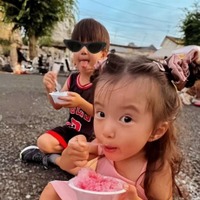 「ママそっくり」鈴木亜美、もうすぐ3歳になる長女のかき氷SHOTに反響「亜美ちゃんの小さい時のお写真かと」 画像