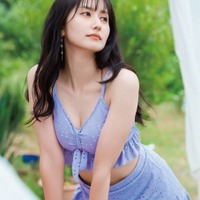声優・駒形友梨、ほっそり美ボディ際立つ肌見せSHOT!初の写真集で水着撮影にも挑戦 画像