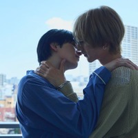 【25時、赤坂で Season2 第1話】羽山(駒木根葵汰)&白崎(新原泰佑)、逢瀬を重ねる甘い日々 恋人関係揺るがす事件発生 画像