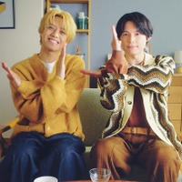 キンプリ高橋海人&SixTONES松村北斗、“お家時間”の過ごし方は?ハロウィン新CMで変身 画像