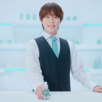 なにわ男子・大橋和也、初のバーテンダー役に挑戦 新CMで肌悩みを解決 画像