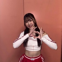 鈴木福の妹・夢、美脚際立つディズニーコーデ「青春してて眩しい」「髪色も可愛い」の声 画像