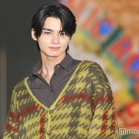 HYBE新グループaoen・輝、スタイル際立つランウェイ 秋コーデ着こなす【ガルアワ2025AW】 画像