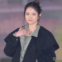 桃月なしこ、チューブトップビキニで美バスト披露「圧巻のスタイル」「ナイスバディ」の声 画像