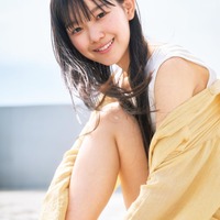櫻坂46四期生・山川宇衣「ヤンジャン」表紙抜擢 オフショルワンピで美肌輝く 画像