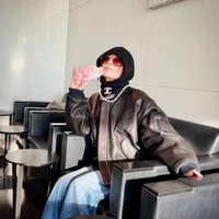 浜崎あゆみ、北京へ向けて出国の空港ファッションに反響「素敵」「冬仕様ayuちゃん可愛ええ」 画像