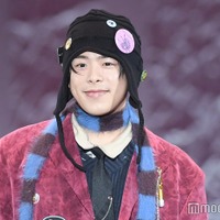 こーくん、ランウェイでギャップ見せ 個性溢れるカジュアルウィンタースタイル【サツコレ2025A/W】 画像