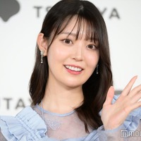 元乃木坂46阪口珠美、美デコルテ際立つドレス姿披露「女神降臨」「ドキッとした」の声 画像