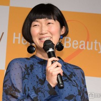 たんぽぽ川村エミコ「おニュー」花柄水着姿披露「綺麗」「似合ってる」と話題 画像