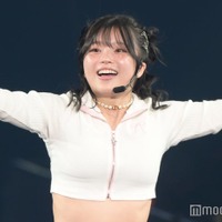 ダイエットYouTuber加藤ひなた、ミニスカ姿でアメリカ満喫「透明感爆上がり」「スタイル抜群」の声 画像