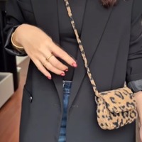 スリムフレアが新鮮！【GU】パンツをまとった大人ハンサムなデニムスタイル【40代の毎日コーデ】 画像