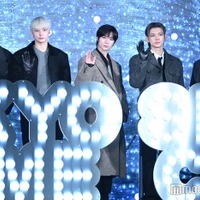 TOMORROW X TOGETHER、東京ドームシティ点灯式に5人で登壇 巨大ツリーに感動 画像