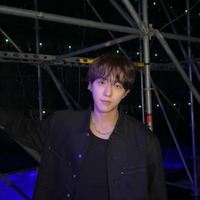 CNBLUEイ・ジョンシン、六本木でのプライベートショット公開「イルミネーションより輝いてる」「かっこよすぎ」と話題 画像