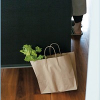 料理家ウー・ウェンさん「うちの冷蔵庫はいつも空っぽ」の理由が深かった！「今夜は何を作ろう」と悩まずに済むようになる、その買い物ルールとは？ 画像