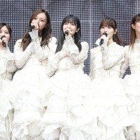 乃木坂46梅澤美波が涙のメッセージ「私たちはいつだって味方」「これからは自分の幸せを生きて」【久保史緒里卒業コンサート】 画像