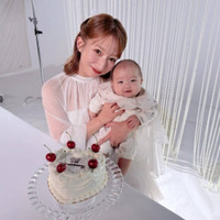 辻希美、次女と撮影現場でパシャリ「いい子だったから助かったぁ」「皆に感謝です」 画像