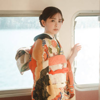 櫻坂46遠藤理子、華やかな晴れ姿を披露！稲熊ひなは白の振り袖であどけない魅力が光る 画像