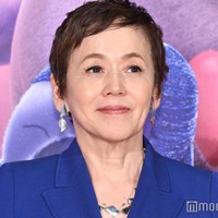 大竹しのぶ、自宅クリスマスツリー公開「センスが良い」「部屋全体がおしゃれ」と反響 画像