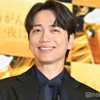 山崎育三郎、雰囲気ガラリの紫ウェーブヘア披露「美しすぎる」「大人の色気溢れてる」と反響 画像