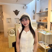 犬系彼女で話題の美人カップルクリエイター、母との旅行ショット公開「美のオーラ出てる」「姉妹みたい」と反響 画像