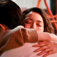 【もしもこの世が舞台なら、楽屋はどこにあるのだろう 最終話】リカが自信喪失 久部は懸命にフォローする 画像