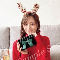 乃木坂46梅澤美波、2度目の写真集発売記念YouTube生配信決定 水着カットの折り目なしポスター＆直筆クリスマスカード解禁【透明な覚悟】 画像