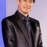 川崎麻世、右目負傷で全治2週間 衝撃ショット公開で注意喚起「後頭部までぶち抜かれたように頭が痛くなり」 画像