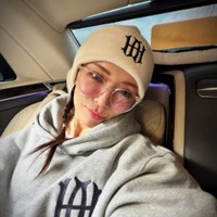 浜崎あゆみ、ビーニー×フーディーのカジュアルコーデに反響「めちゃくちゃ可愛いー︎」「癒された」 画像