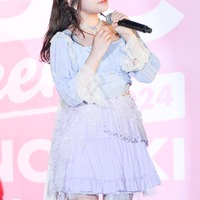 むくえな・むく、ミニスカ×タイツで美脚際立つ冬コーデ「天使のよう」「可愛いが渋滞」と反響 画像