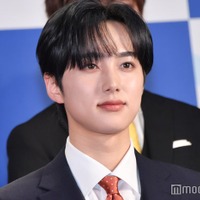 INI尾崎匠海、手繋ぎショット公開「尊い」「王子様」 画像