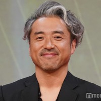 ムロツヨシ、元日の街頭インスタライブで人気俳優と遭遇 ファン騒然「元日からランニングしてるのすごすぎ」「トレーナーでもスタイル抜群」 画像