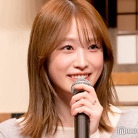 高橋ひかる「自然とこっちの肩の力が抜ける」「素敵な座長」共演俳優に感謝【探偵さん、リュック開いてますよ】 画像