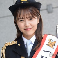 「ミス青学」準グランプリ・新田さちか、ミニスカ×タイツで美脚際立つ「自然体で素敵」「絵になる」の声 画像