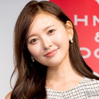 兒玉遥、胸元開きノースリワンピ姿公開 沖縄満喫ショットに「スタイル抜群」「綺麗」の声 画像