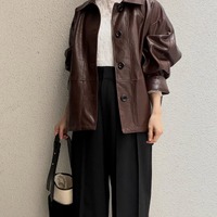 レザージャケットを軽やかに着こなす！異素材MIXで魅せる大人の上品カジュアル【40代の毎日コーデ】 画像