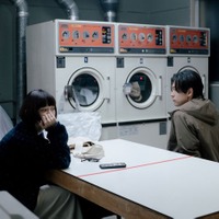 【冬のなんかさ、春のなんかね 第1話】⽂菜（杉咲花）、コインランドリーでゆきお（成田凌）と出会う 画像