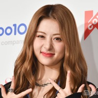 LE SSERAFIMユンジン、過去ショット一挙公開 学生服姿・直筆日本語勉強ノートにも反響「すべてがエモい」「変わらぬ美貌」 画像