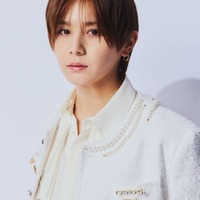Hey! Say! JUMP山田涼介、私服でほぼすっぴん・NGで無しでガチプライベート深掘り 前代未聞の“映らない”テレビでMC【見なくて良いのに見たくなるテレビ】 画像