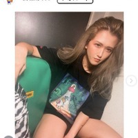 フェフ姉さん「初めてのレイヤーカット」新ヘアに絶賛の声「印象変わる」「格好良さ爆発」 画像