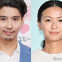 賀来賢人＆榮倉奈々、夫婦ショットで柔らかな笑顔「オーラがすごい」「理想の2人」の声 画像