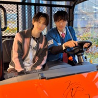 阿部顕嵐＆岩橋玄樹、9年ぶり再共演で“エモい”展開「青春時代を一緒に過ごした大切な仲間」きつねダンスも披露【モデルプレス独占カットあり】 画像