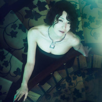 椎名林檎、美デコルテ際立つハイジュエリーSHOT！艶やかさ＆女神のような気高さで魅せる 画像