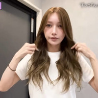 後藤真希「これが大好きすぎて」リピート使い中！愛用するホットビューラー 画像