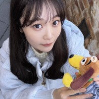 元欅坂46メンバー、ショーパン×タイツのディズニーシーコーデ「可愛さが異次元」「脚のライン理想的」 画像