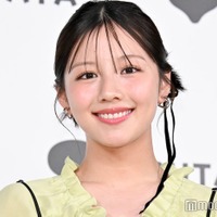 元日向坂46渡邉美穂、色白美脚際立つショーパン姿に熱視線「美しすぎて二度見した」「完璧」 画像