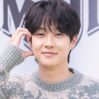 韓国俳優チェ・ウシク、日本でのショッピング姿公開「貴重すぎる」「遭遇したかった」と反響続々 画像