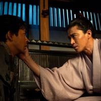 【豊臣兄弟！ 第6話】追い込まれた小一郎、信長の前で驚きの行動 画像