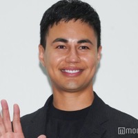 一般女性と結婚のユージ、12回目の記念日で家族ショット公開「奥さん絶対美人」「豪華なお祝い」と反響 画像